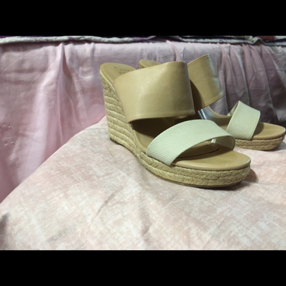 Wedges - Picture 2 of 5